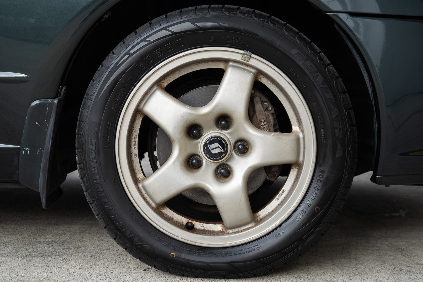 Nissan Skyline R32 GTS-T - 1991