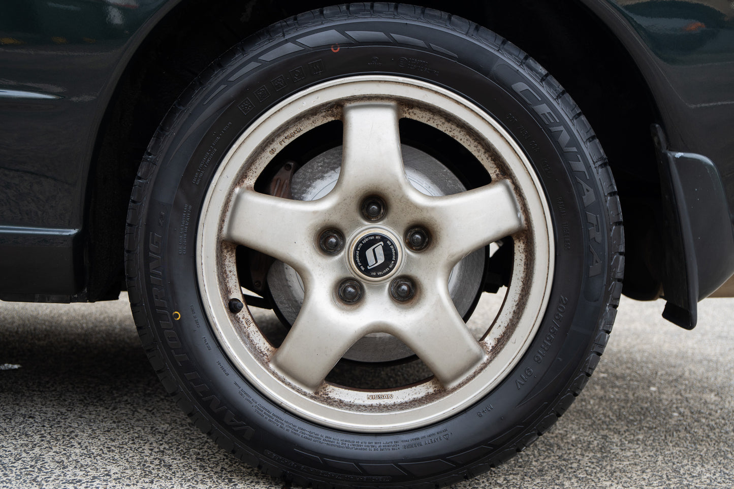 Nissan Skyline R32 GTS-T - 1991