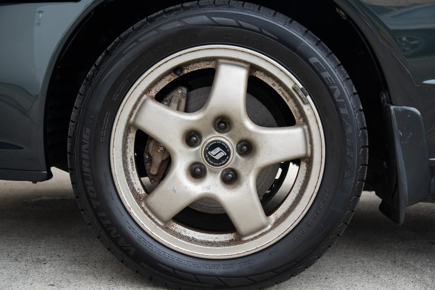 Nissan Skyline R32 GTS-T - 1991