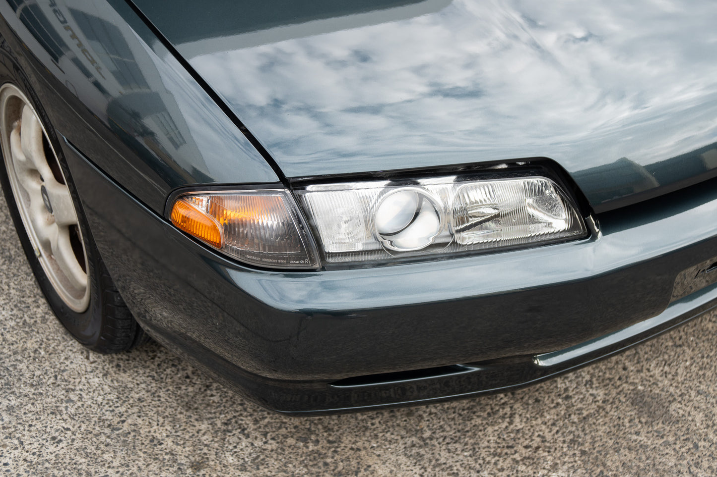 Nissan Skyline R32 GTS-T - 1991