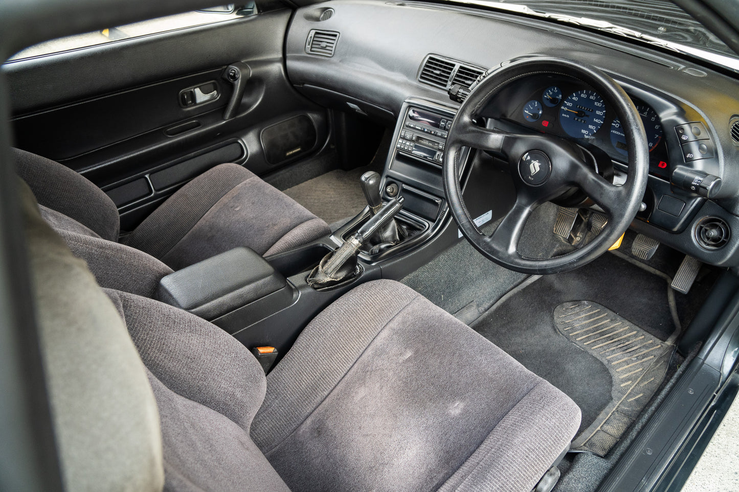 Nissan Skyline R32 GTS-T - 1991