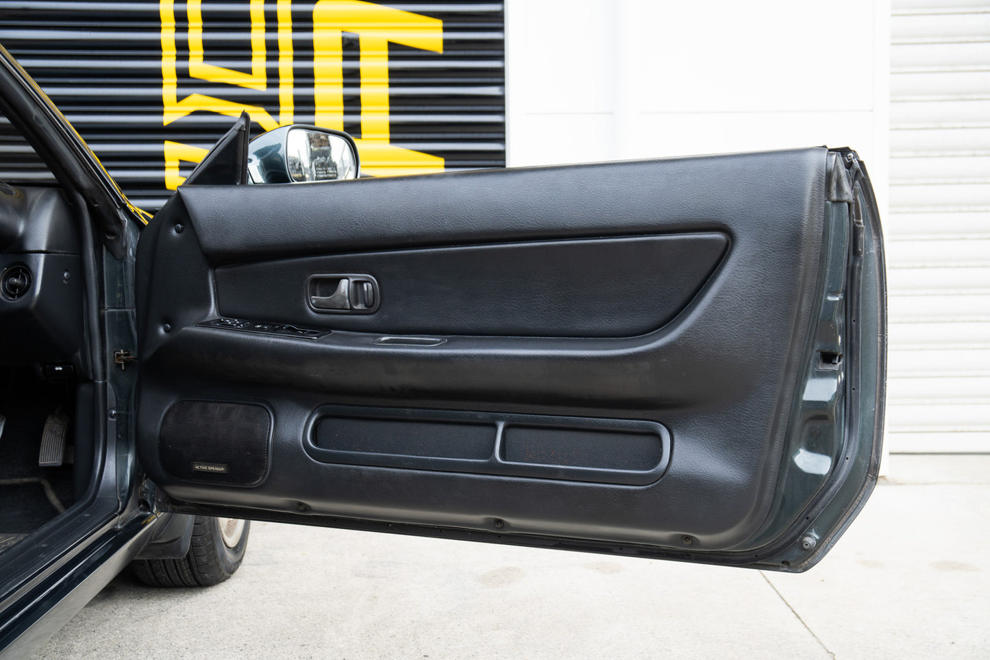 Nissan Skyline R32 GTS-T - 1991