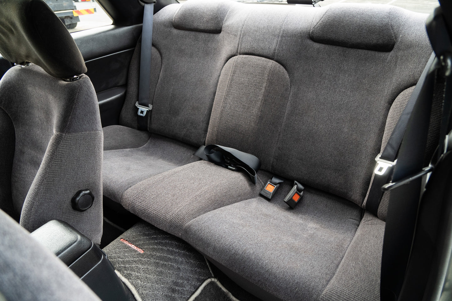 Nissan Skyline R32 GTS-T - 1991