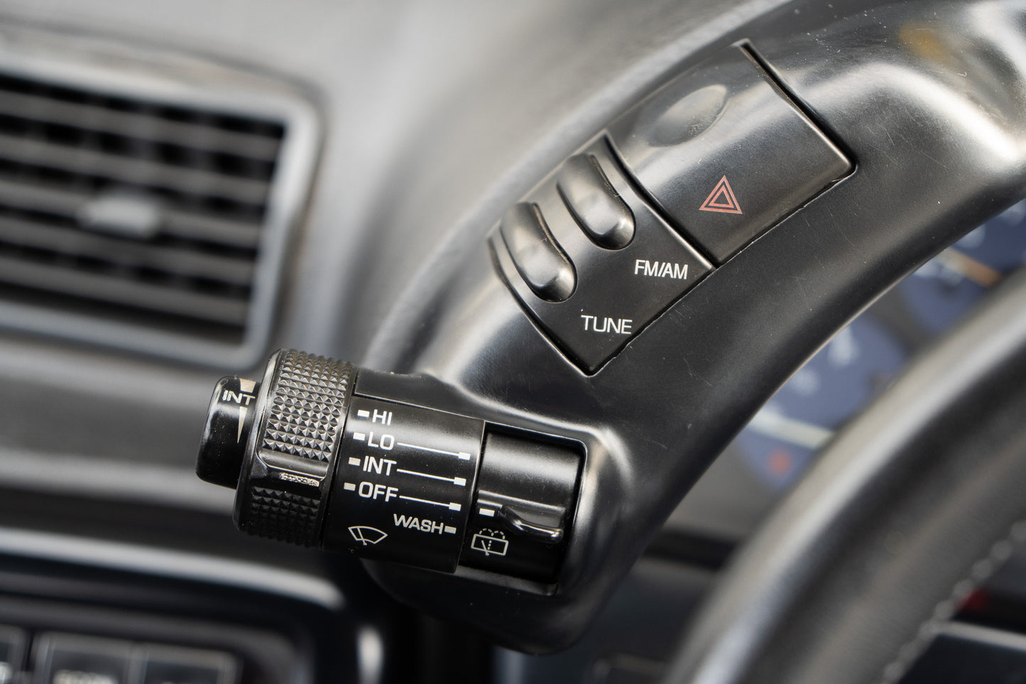 Nissan Skyline R32 GTS-T - 1991