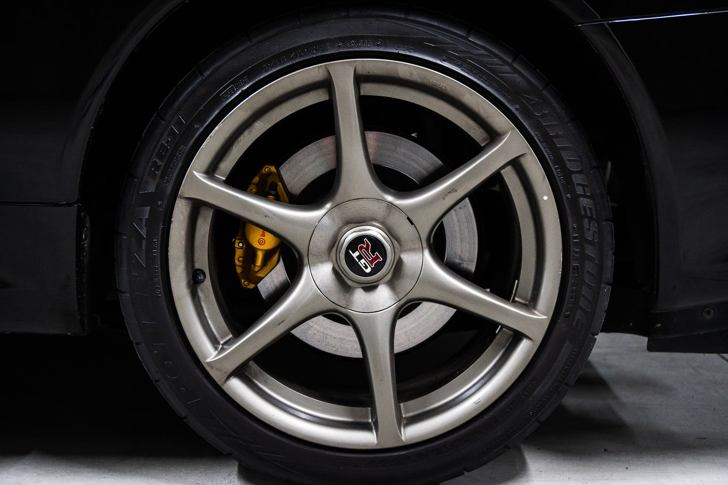 Nissan Skyline R34 GTR V-Spec 2 - 2002