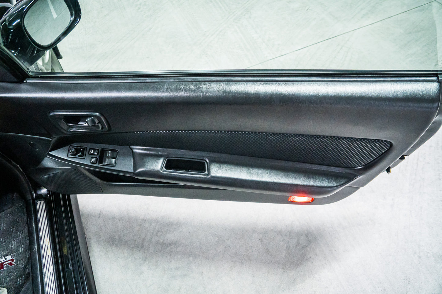 Nissan Skyline R34 GTR V-Spec 2 - 2002