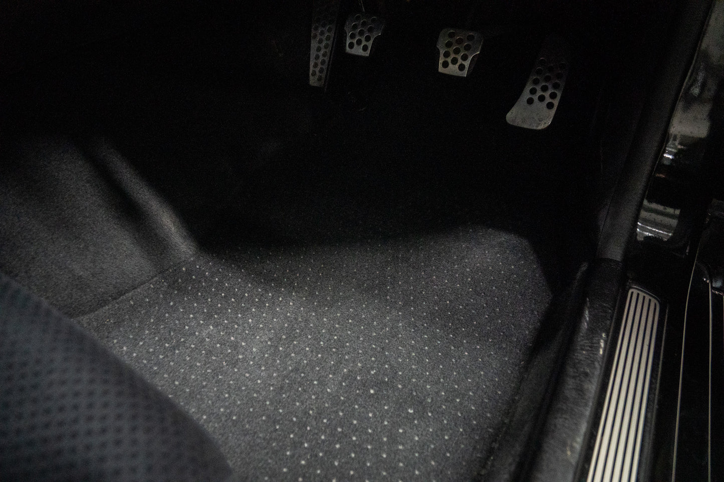 Nissan Skyline R34 GTR V-Spec 2 - 2002