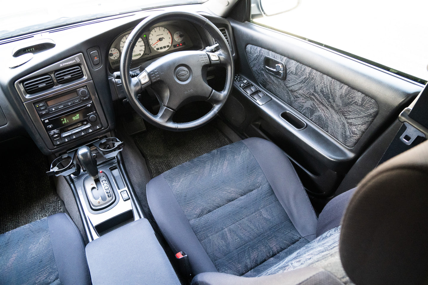 Nissan Stagea 25T RS - 2001