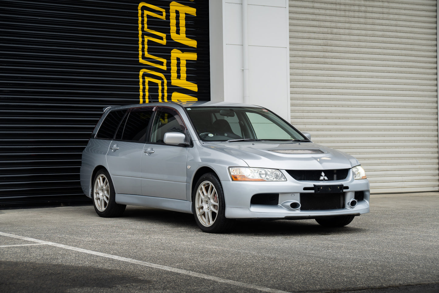 Mitsubishi Lancer EVO 9 Wagon - 2005