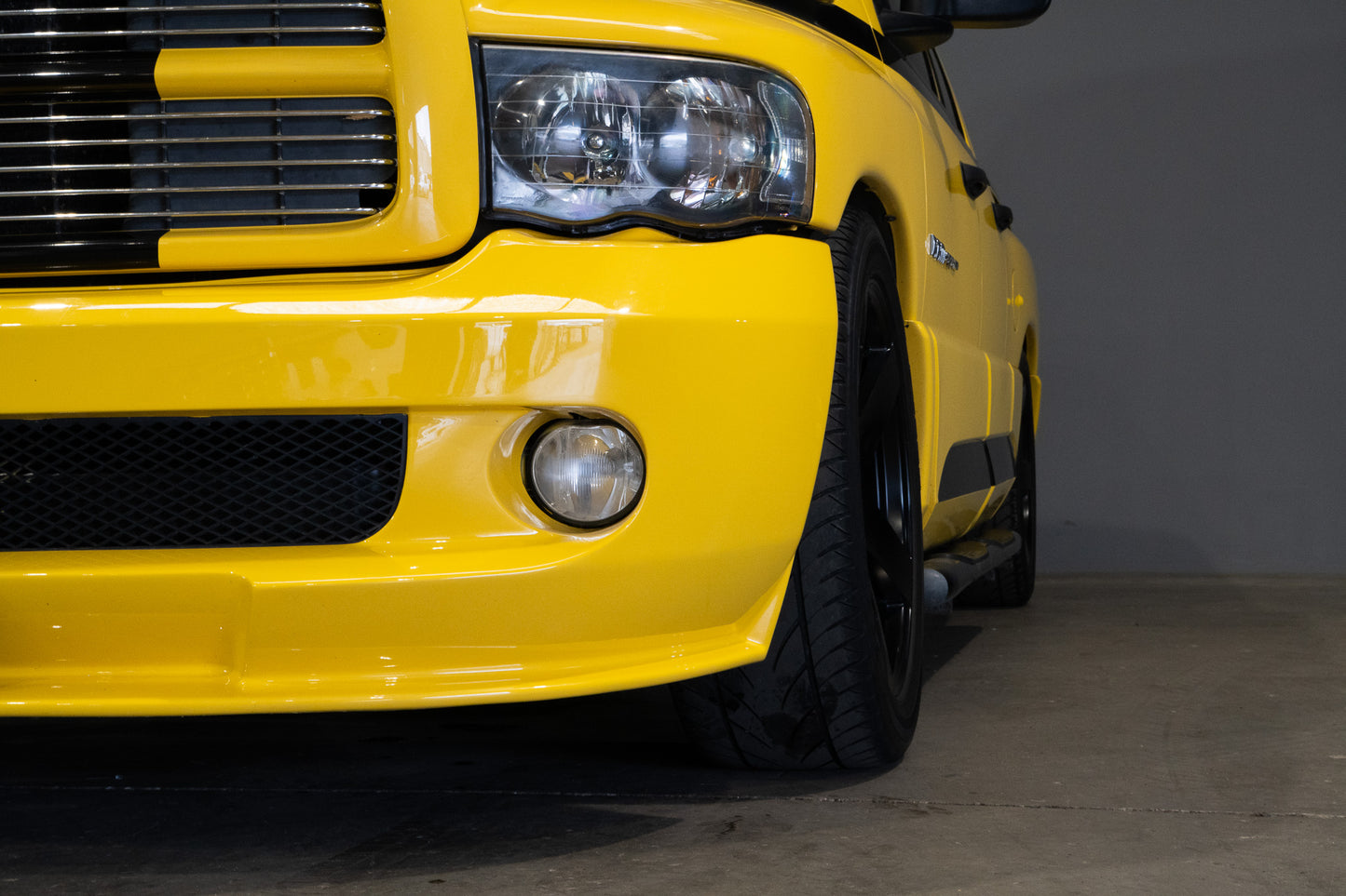 Dodge Ram SRT-10 Yellow Fever - 2005
