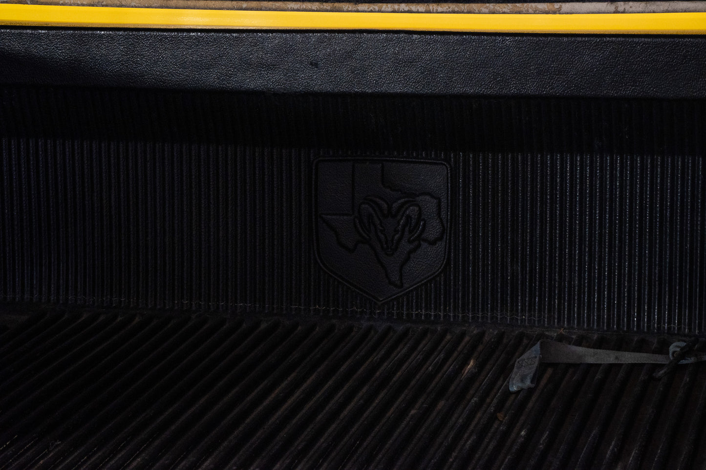 Dodge Ram SRT-10 Yellow Fever - 2005