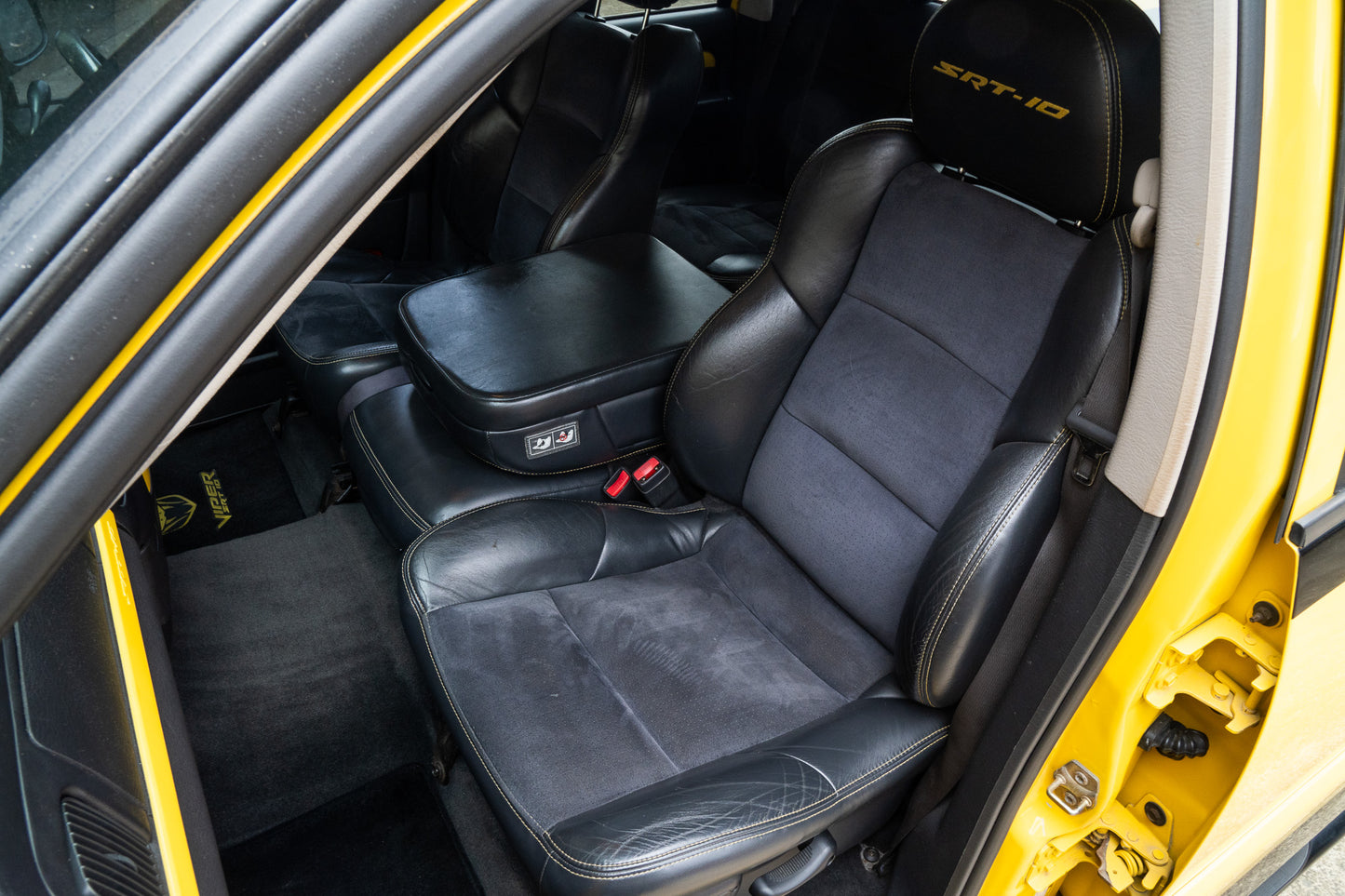 Dodge Ram SRT-10 Yellow Fever - 2005