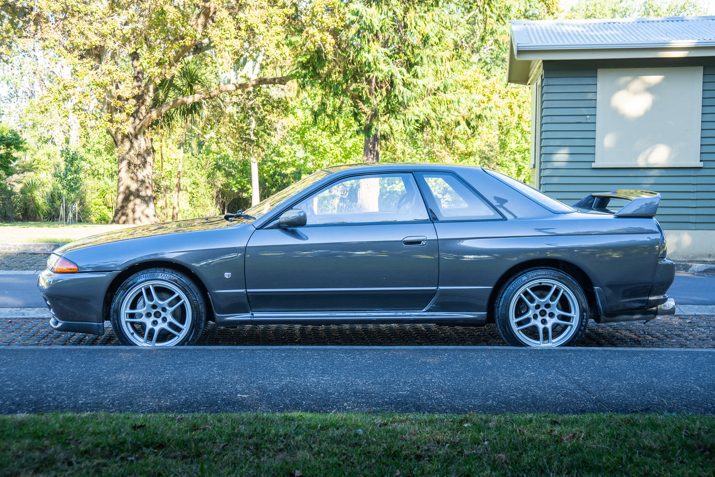 Nissan Skyline R32 GTR - 1991