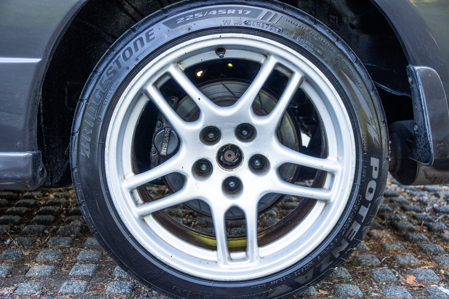 Nissan Skyline R32 GTR - 1991