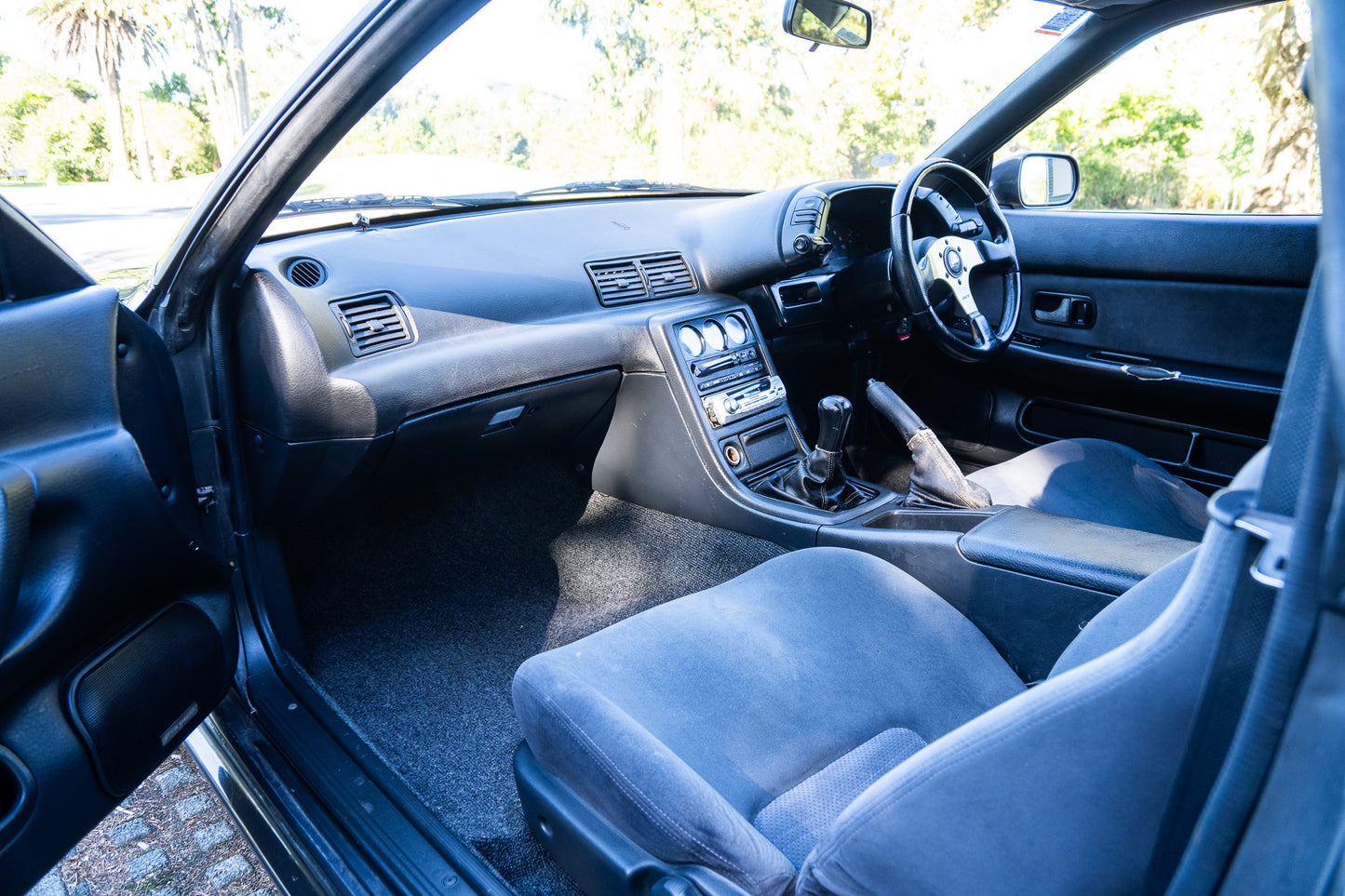 Nissan Skyline R32 GTR - 1991