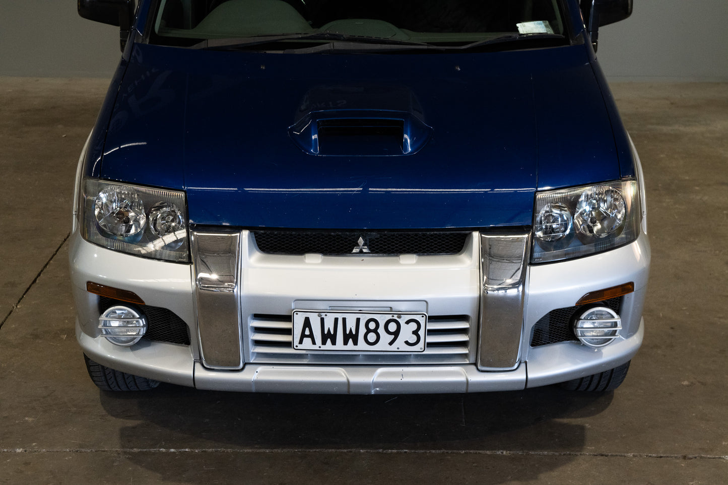 Mitsubishi RVR Sports Gear X3 - 1998