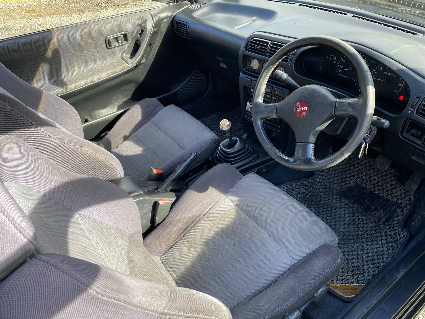 Nissan Pulsar GTI-R 1990 ( Baby Godzilla )