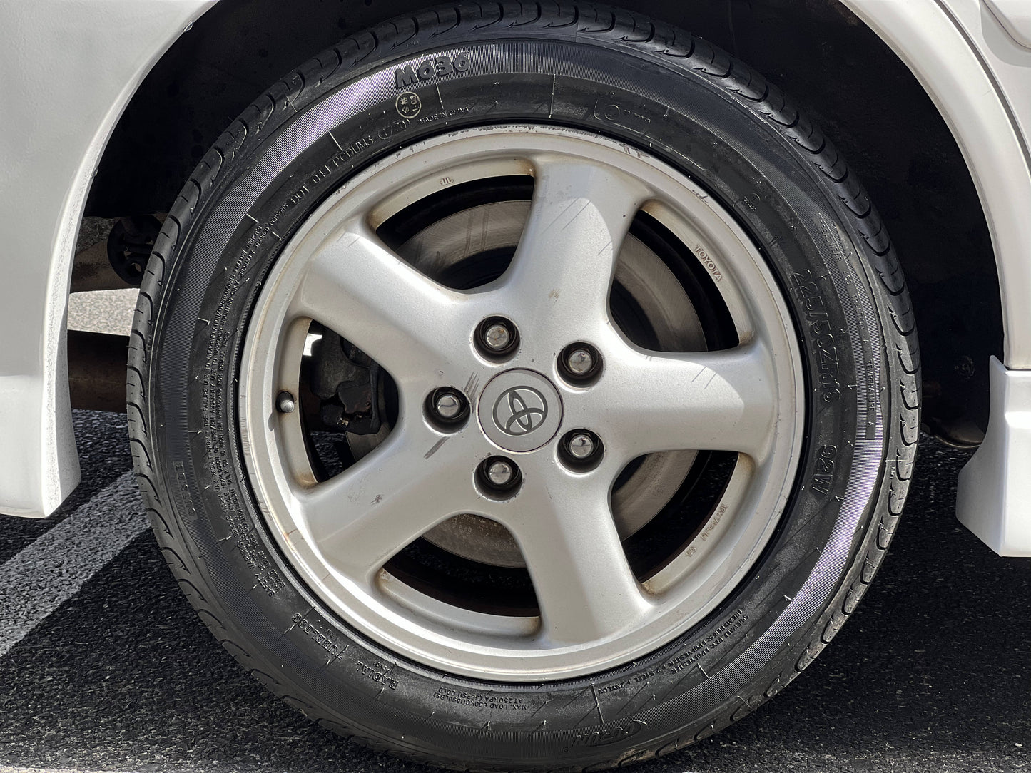 Toyota Chaser 1999 Tourer V - Factory Manual / Turbo