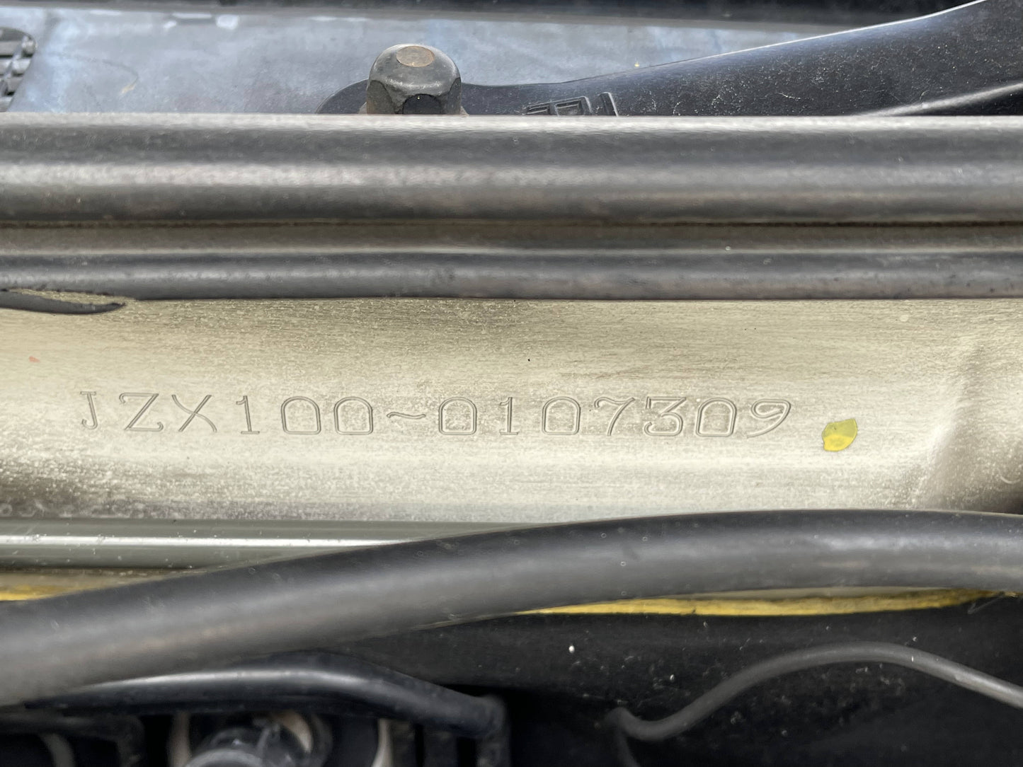 Toyota Chaser 1999 Tourer V - Factory Manual / Turbo