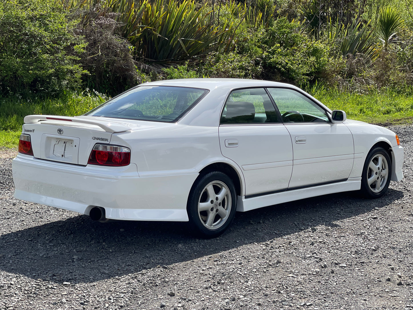 Toyota Chaser 1999 Tourer V - Factory Manual / Turbo