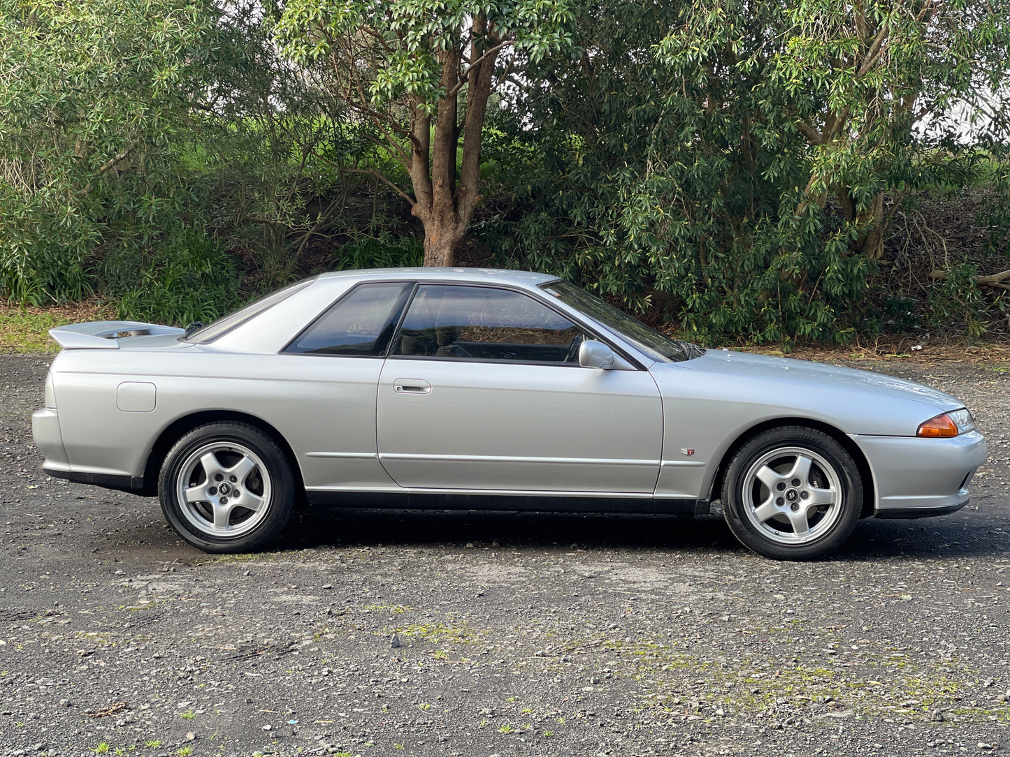 Nissan Skyline R32 GTST - 1992