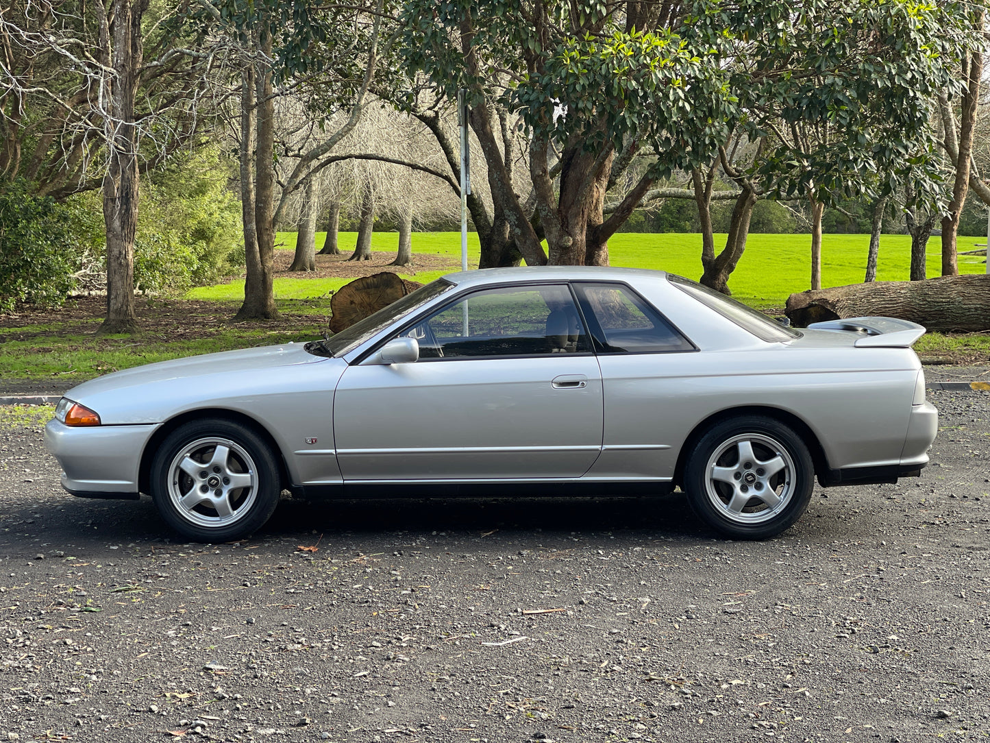 Nissan Skyline R32 GTST - 1992