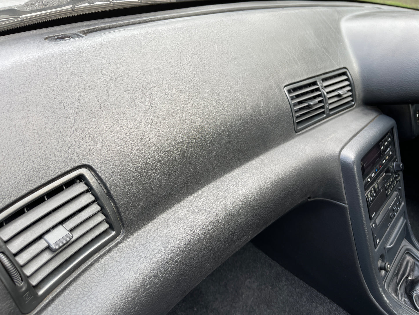 Nissan Skyline R32 GTST - 1992