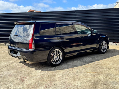 Mitsubishi Lancer EVO 9 Wagon - 2005