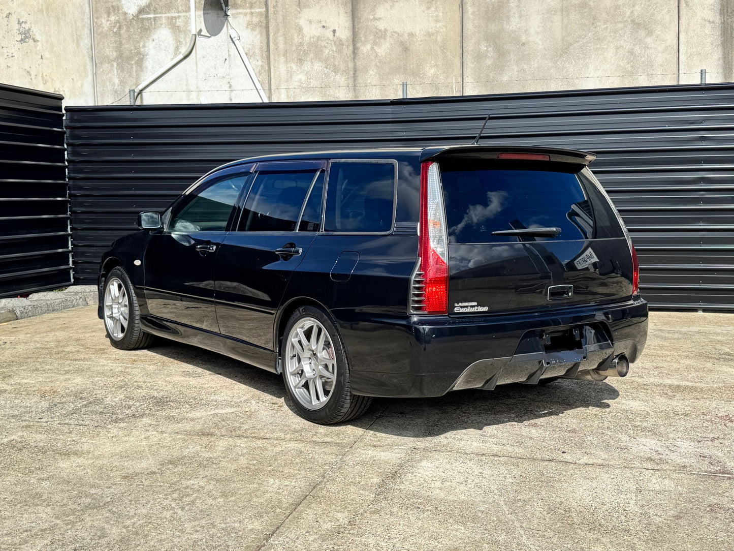 Mitsubishi Lancer EVO 9 Wagon - 2005