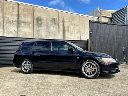 Mitsubishi Lancer EVO 9 Wagon - 2005