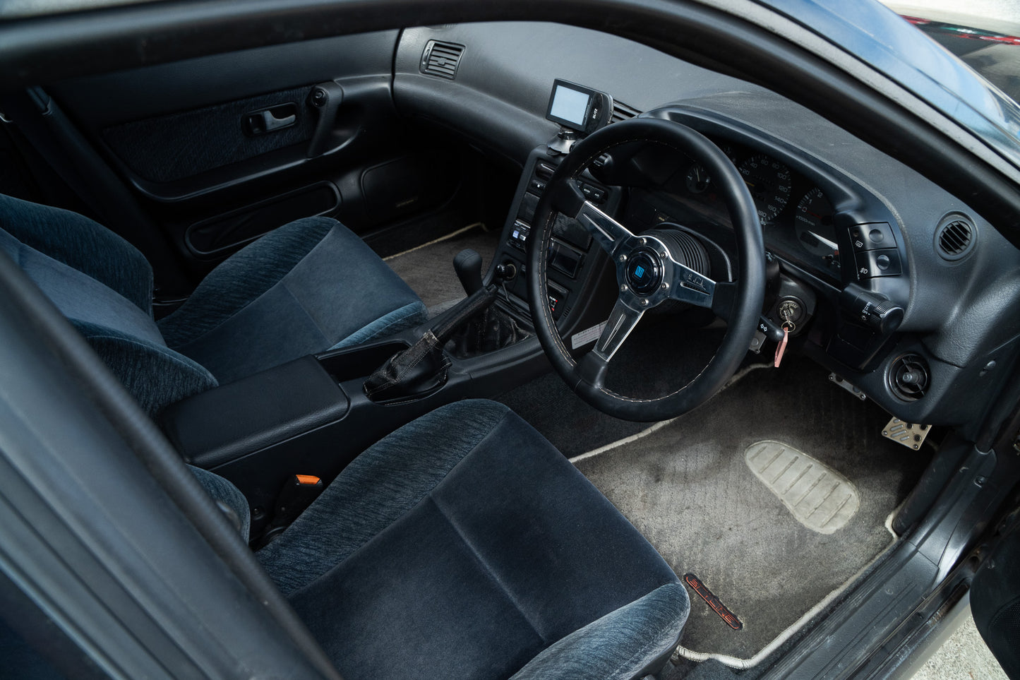 Nissan Skyline GTS-T - 1992