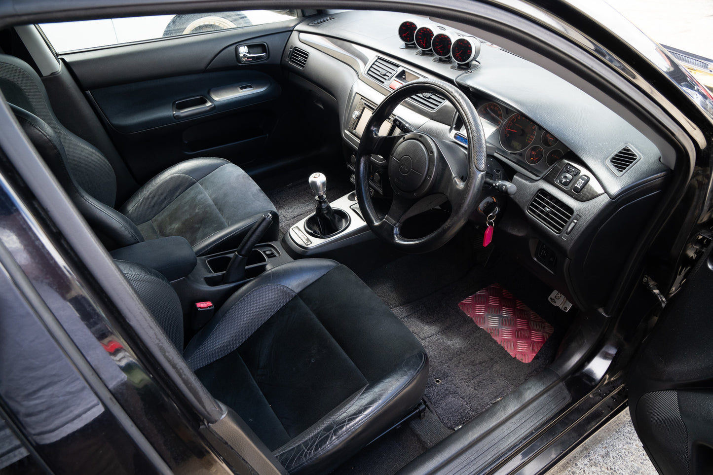 Mitsubishi Lancer EVO 9 Wagon - 2005