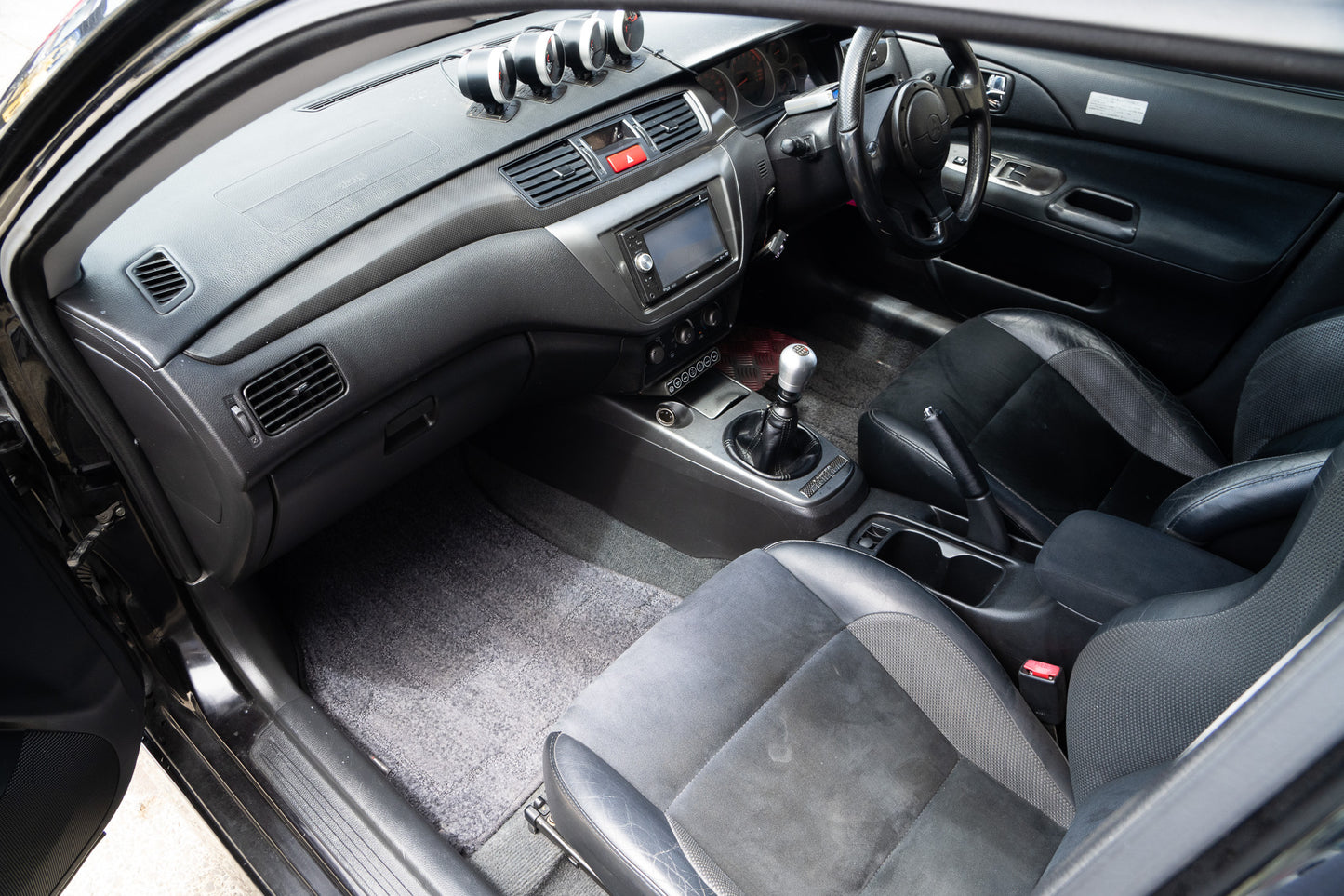 Mitsubishi Lancer EVO 9 Wagon - 2005