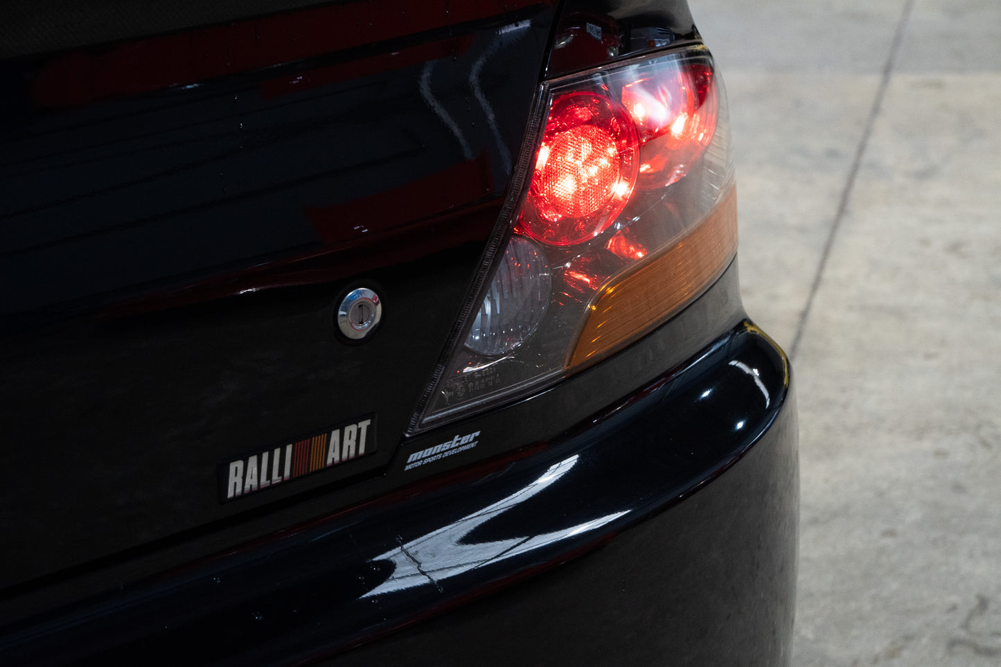 Mitsubishi Lancer EVO 9 - 2006