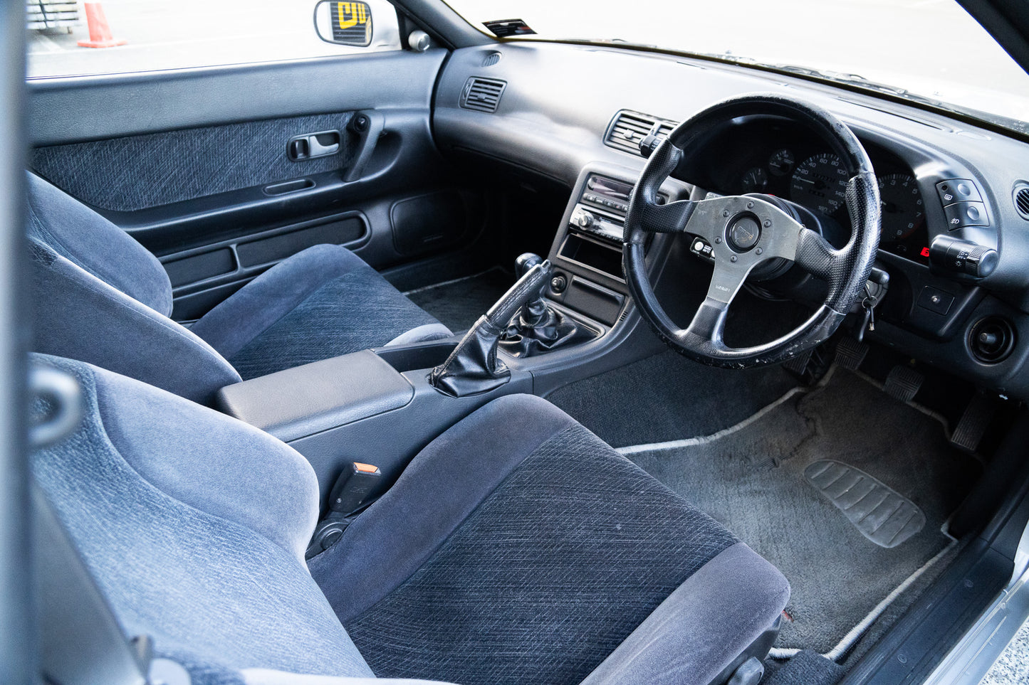 Nissan Skyline R32 GTS-4 - 1993