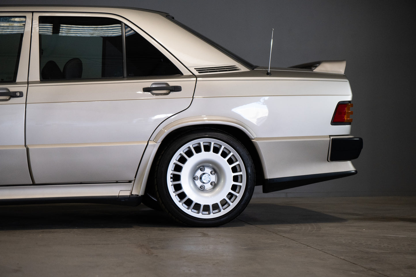 Mercedes-Benz 190 E - 1986