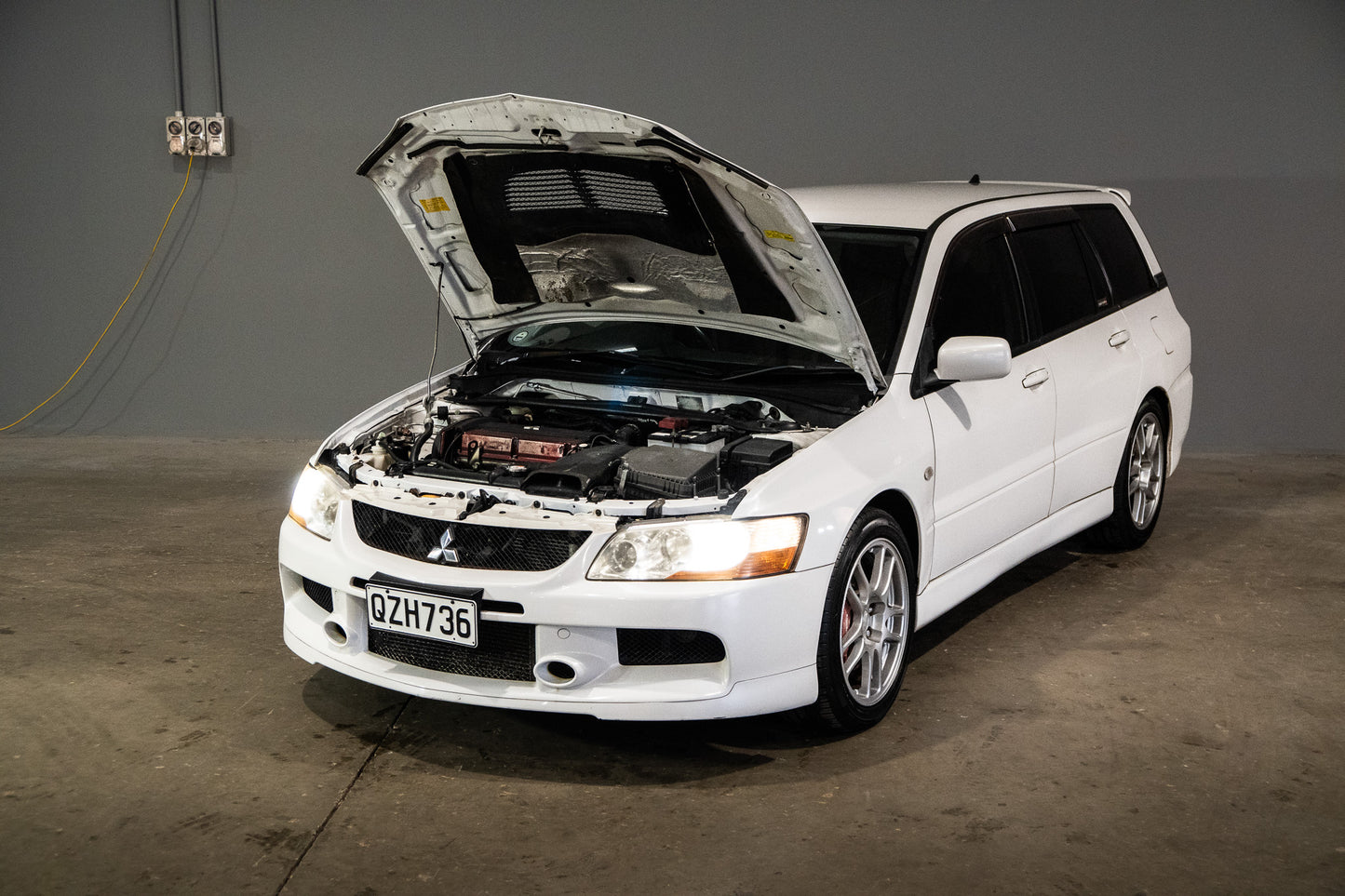 Mitsubishi Lancer EVO 9 Wagon - 2005