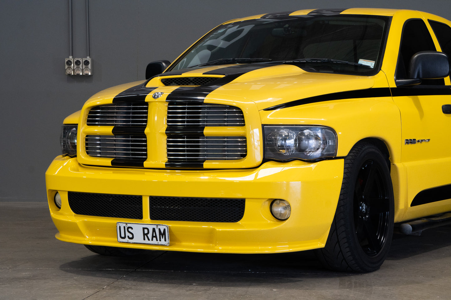 Dodge Ram SRT-10 Yellow Fever - 2005