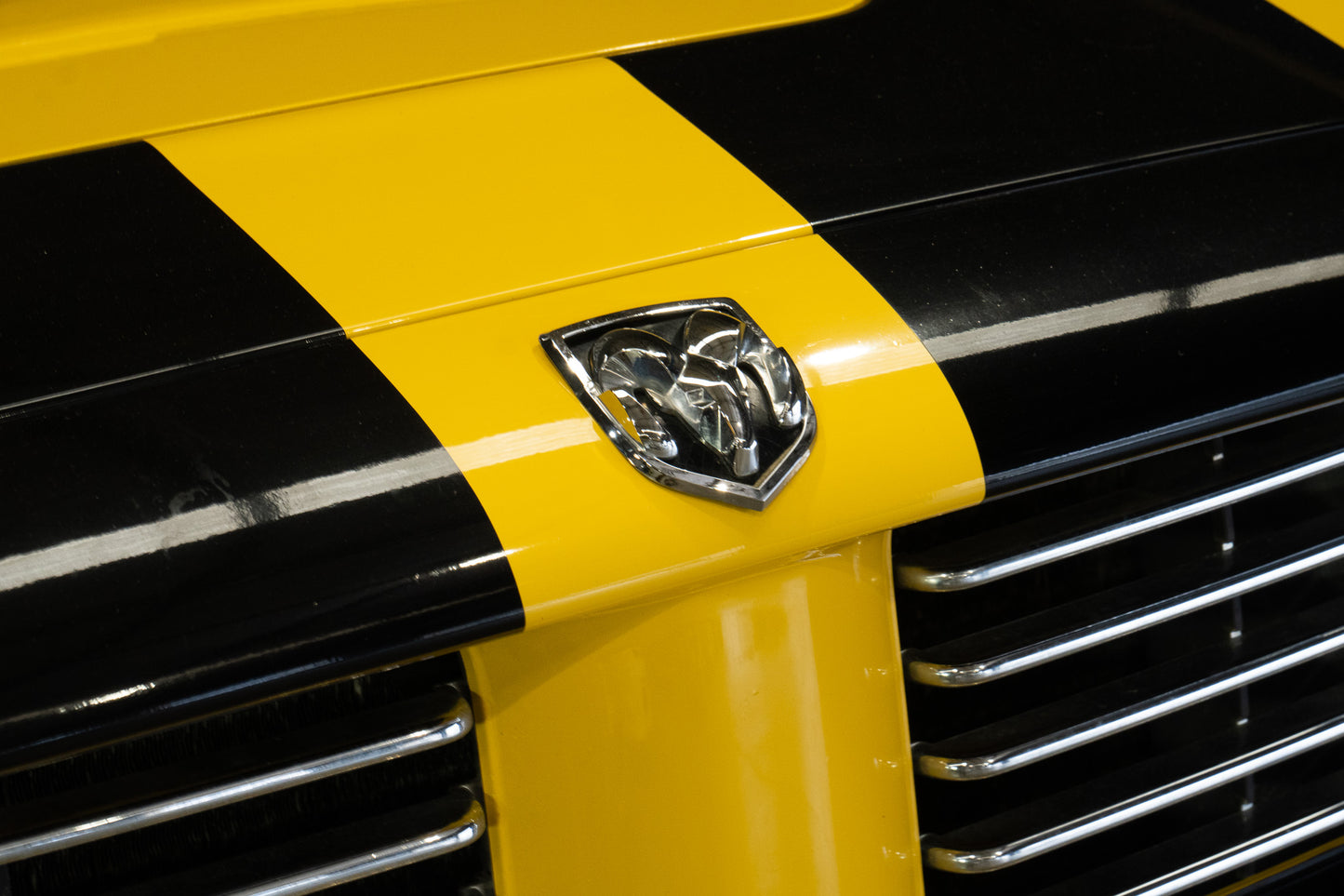 Dodge Ram SRT-10 Yellow Fever - 2005