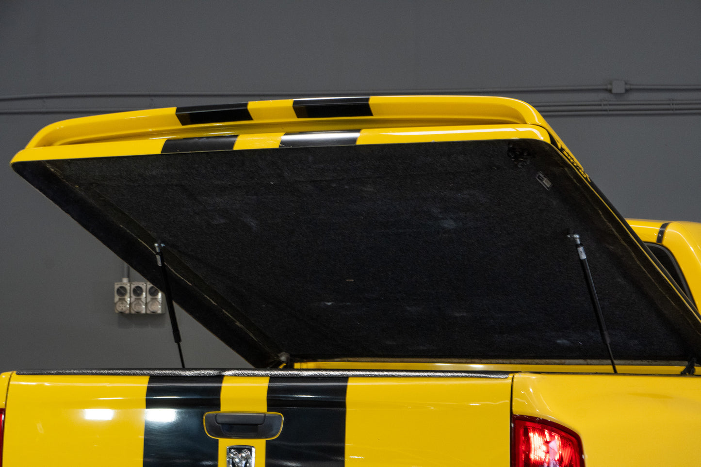 Dodge Ram SRT-10 Yellow Fever - 2005