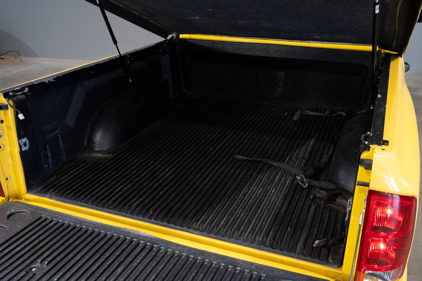 Dodge Ram SRT-10 Yellow Fever - 2005