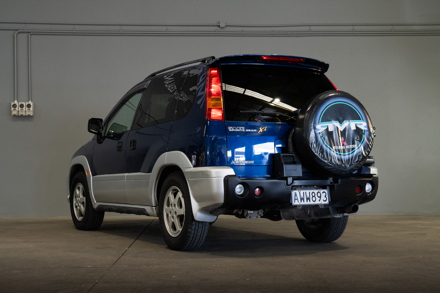 Mitsubishi RVR Sports Gear X3 - 1998