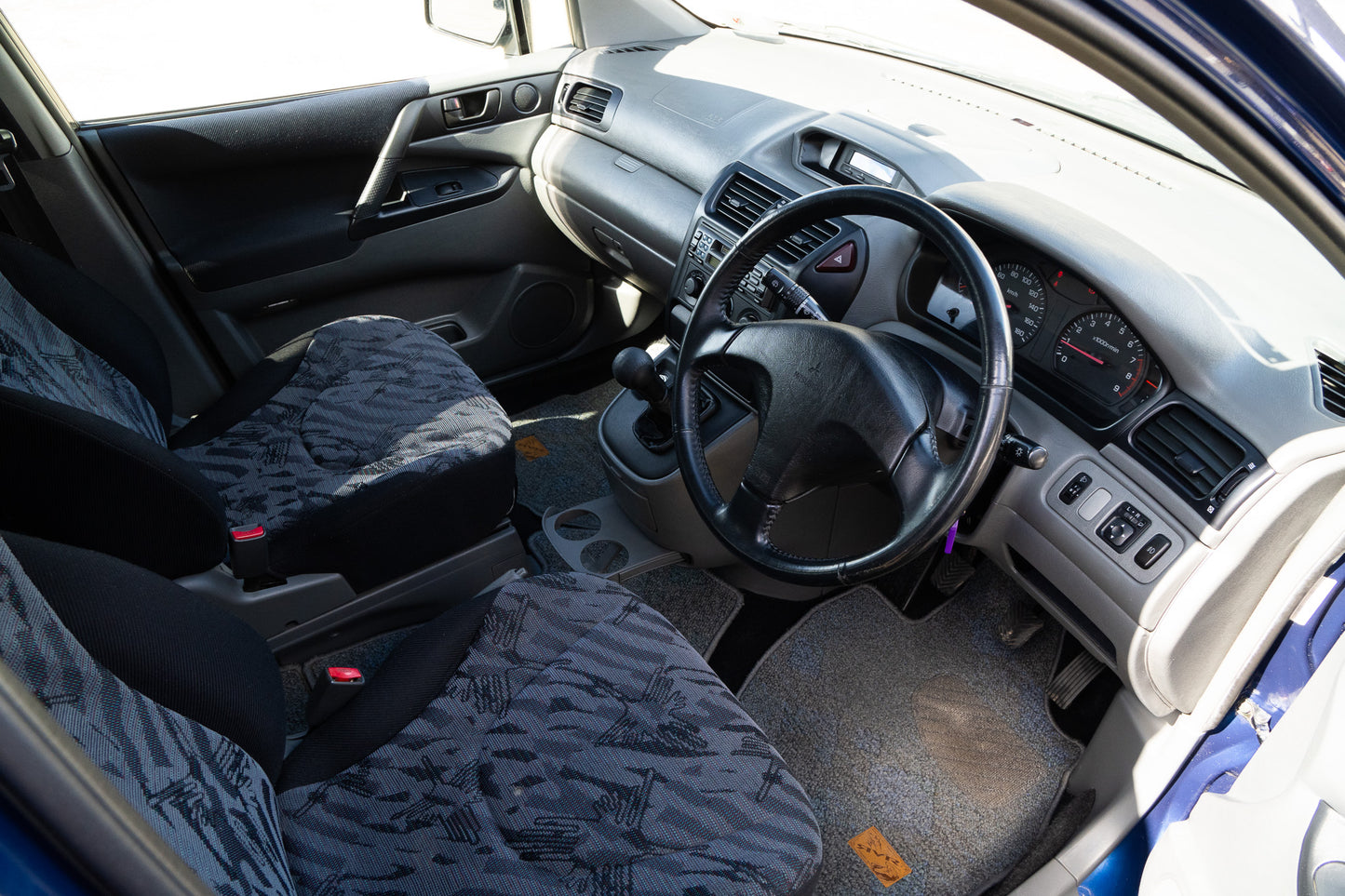 Mitsubishi RVR Sports Gear X3 - 1998