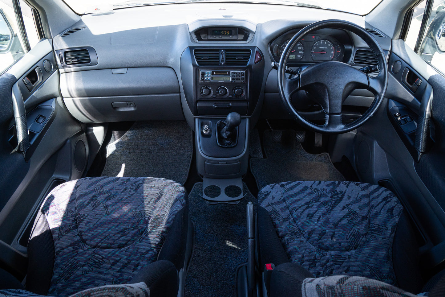 Mitsubishi RVR Sports Gear X3 - 1998