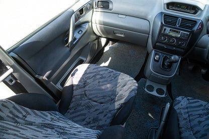 Mitsubishi RVR Sports Gear X3 - 1998