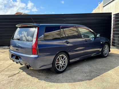 Mitsubishi Lancer EVO 9 Wagon - 2005