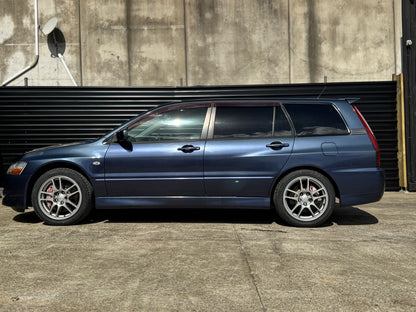 Mitsubishi Lancer EVO 9 Wagon - 2005