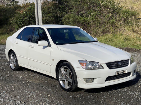 Toyota Altezza 2001 RS200 - Manual