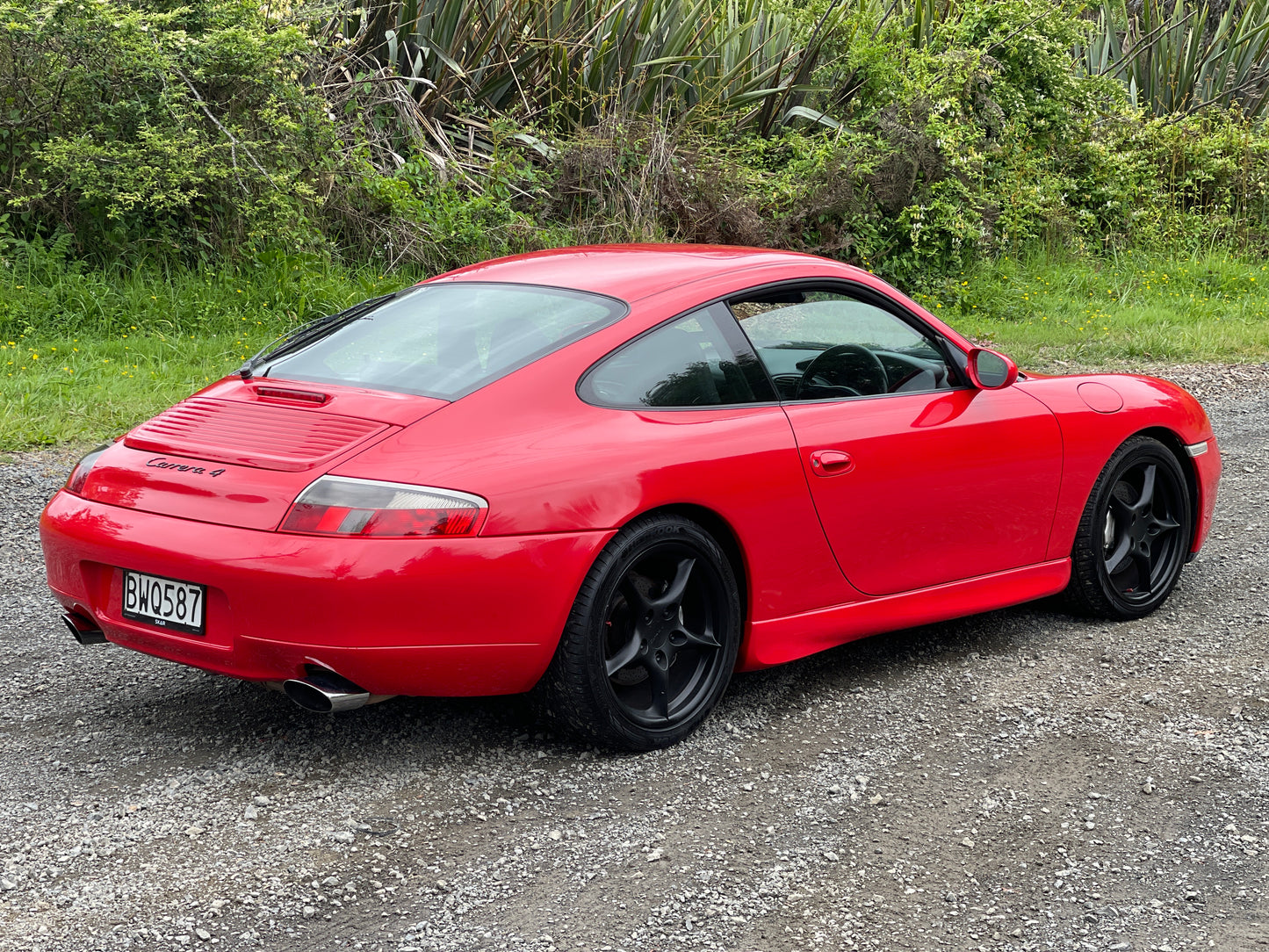 Porsche Carrera Manual - 1999